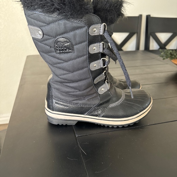 Sorel Black duckboots size 7 us - Picture 2 of 6